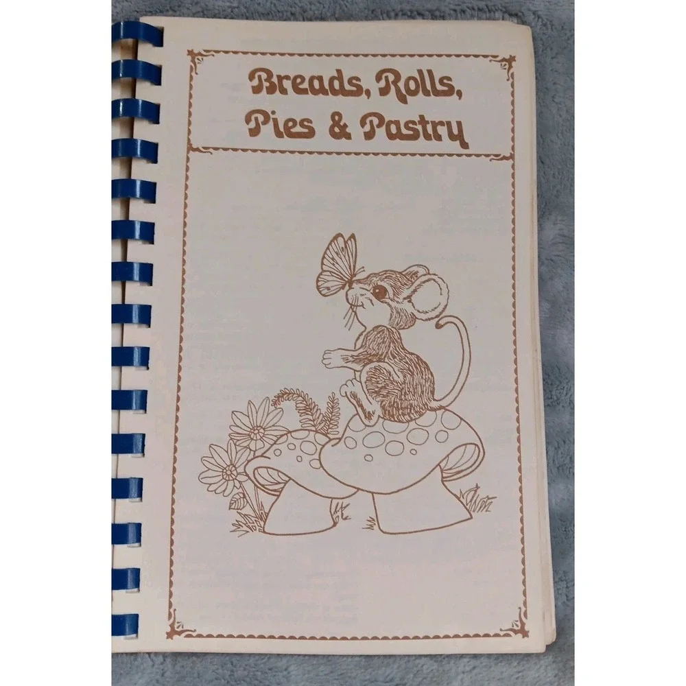 Heavenly Dishes‎ Cookbook Chirch Of God Chanute Kansas 1984 Angel Cooking